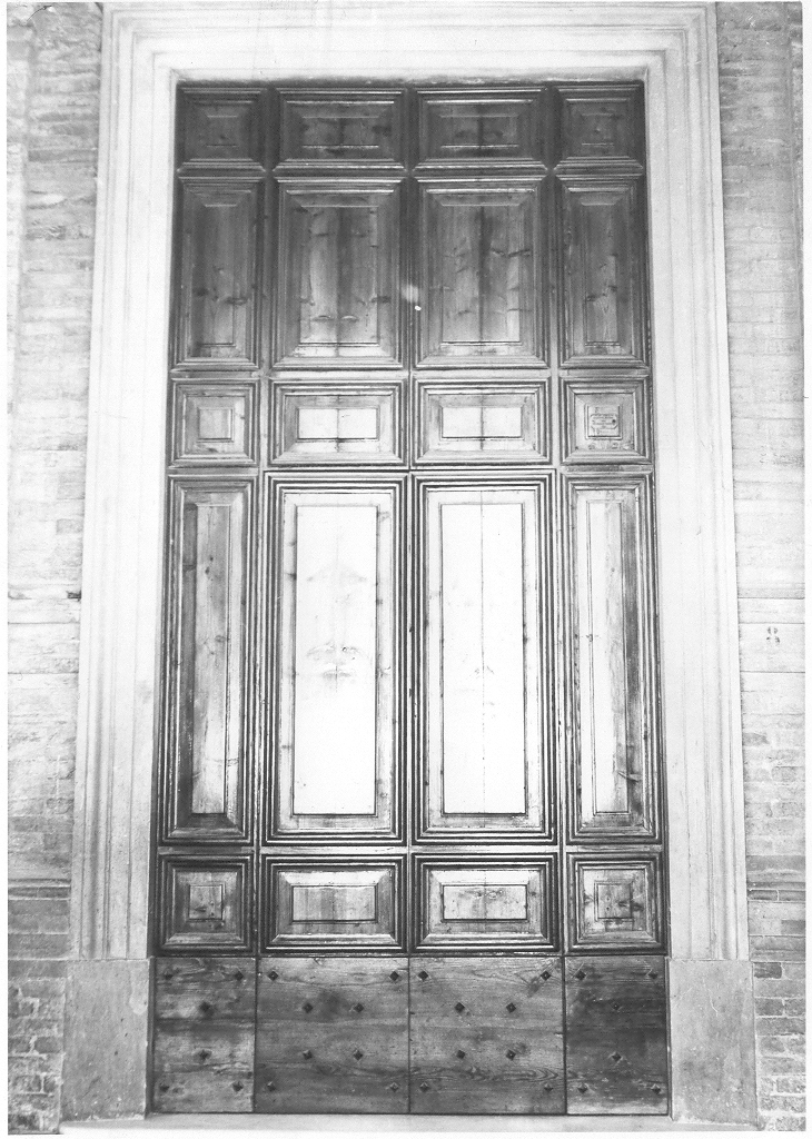 portale, elemento d'insieme di Sacconi Giuseppe, Ciccaleni Francesco, Grilli Francesco, Brizzola Nazzareno (sec. XIX)
