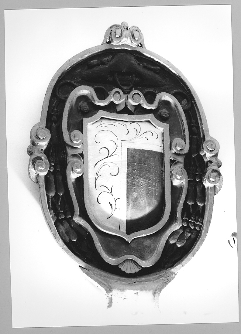 stemma comunale di San Ginesio (rilievo) - bottega marchigiana (sec. XIX)