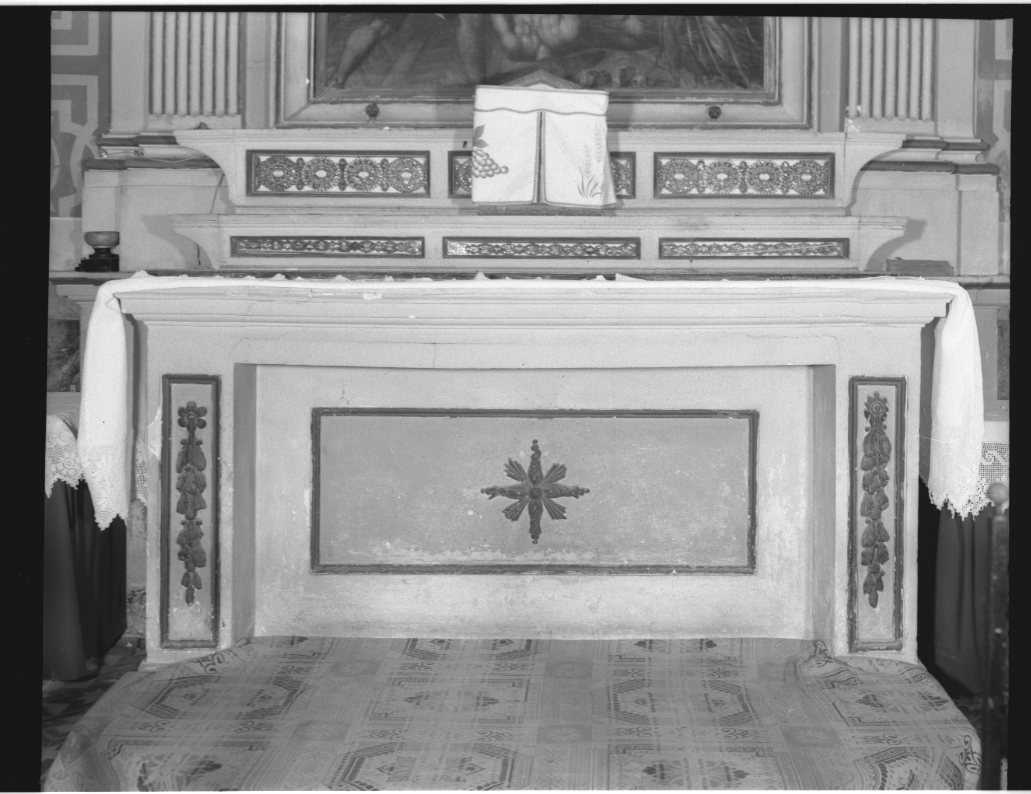 altare maggiore - bottega marchigiana (secondo quarto sec. XIX)