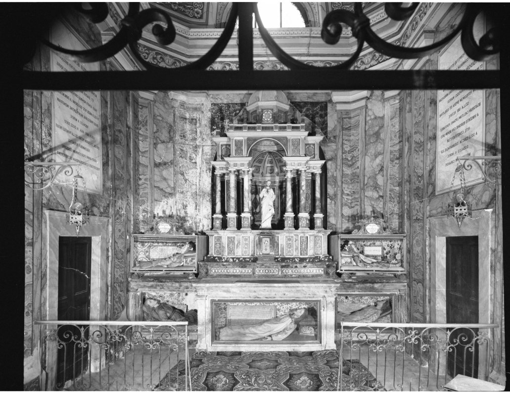 altare - bottega marchigiana (secondo quarto sec. XIX)