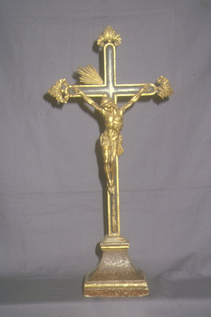 Cristo crocifisso (croce da tavolo) di Bonfini Desiderio (inizio sec. XVII)