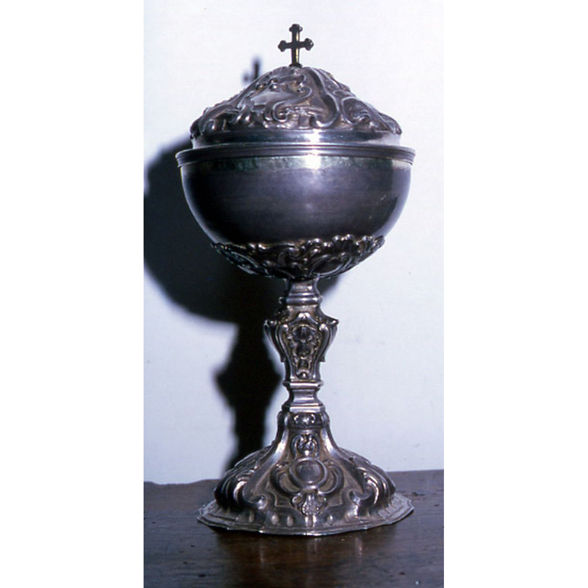 pisside - bottega marchigiana (metà sec. XVII)