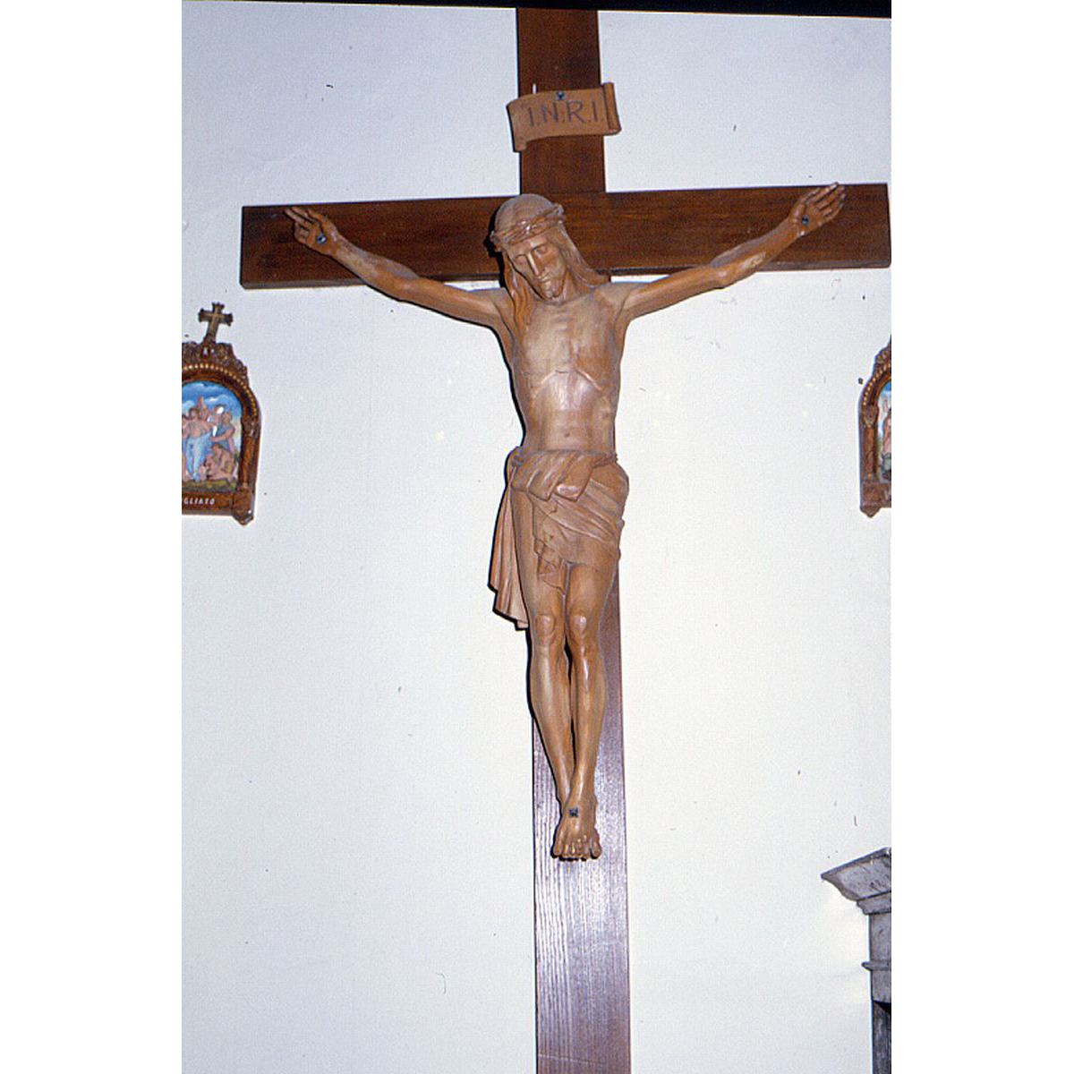 crocifisso - bottega marchigiana (metà sec. XX)