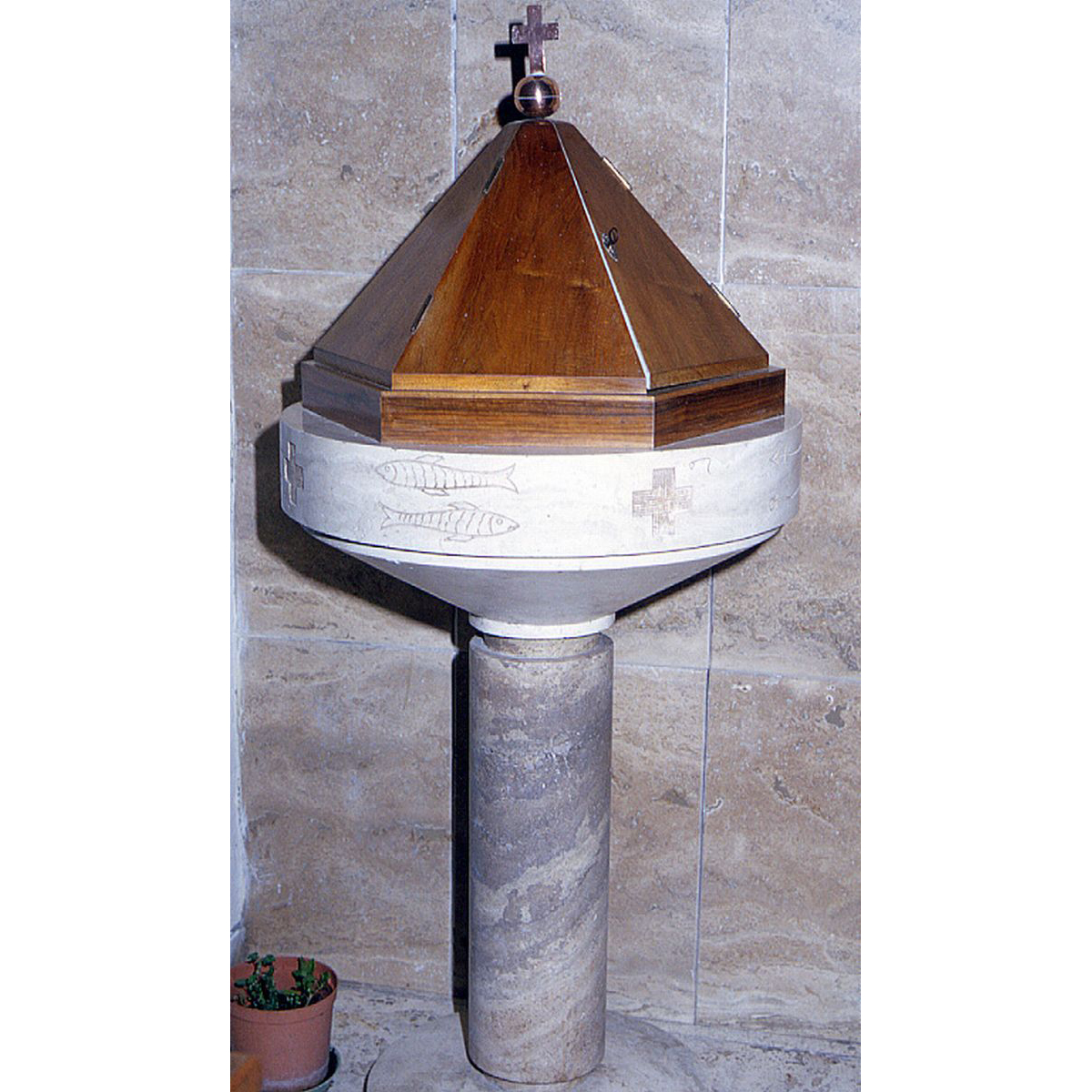 fonte battesimale, elemento d'insieme - bottega marchigiana (metà sec. XX)