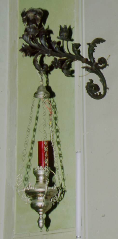 candeliere da parete, coppia - bottega ascolana (ultimo quarto sec. XIX)