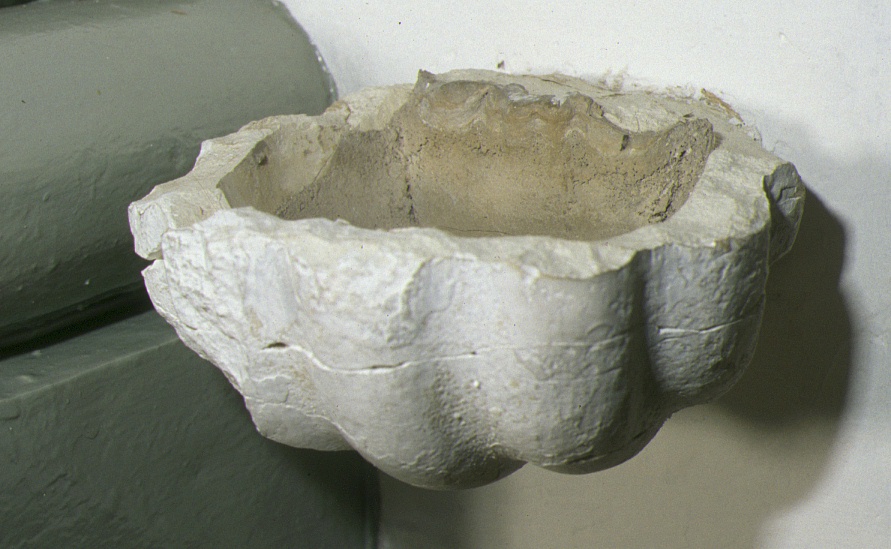 acquasantiera - ambito marchigiano (prima metà sec. XIX)