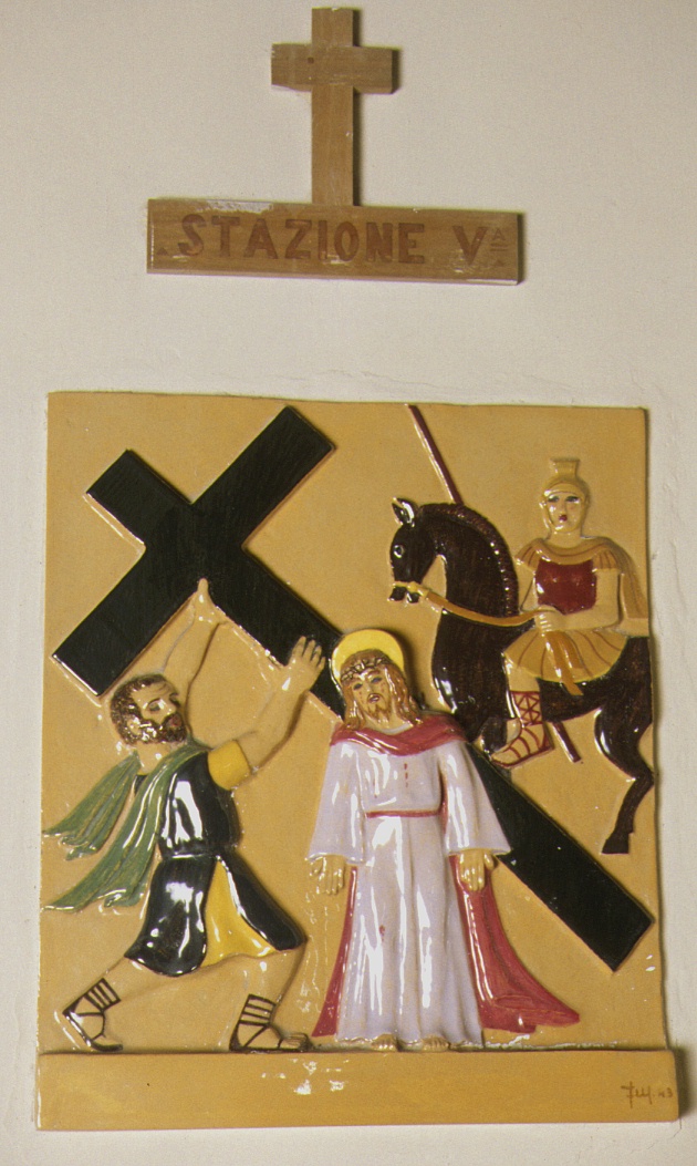 stazione IV: Gesù incontra la Madonna (Via Crucis, elemento d'insieme) di Melis Federico (sec. XX)