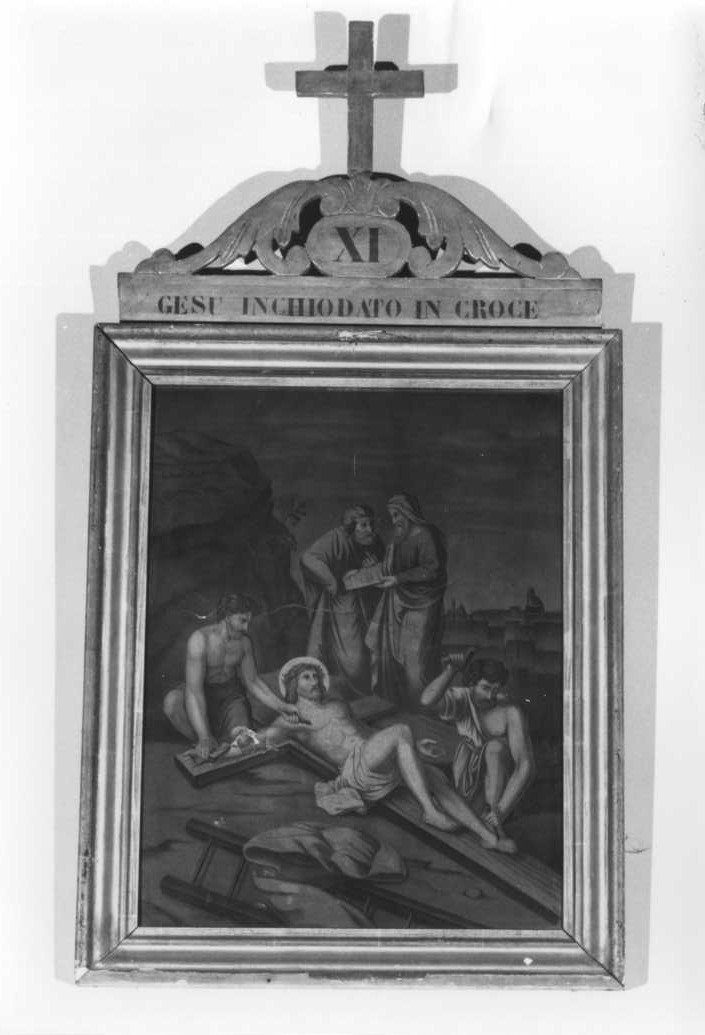 stazione XI: Gesù inchiodato alla croce (Via Crucis, elemento d'insieme) - ambito marchigiano (prima metà sec. XX)