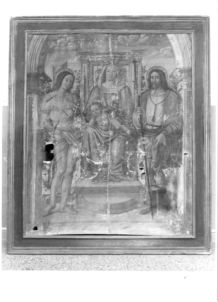 Madonna con Bambino in trono tra santi (dipinto) di Battaglini Francesco (sec. XVI)
