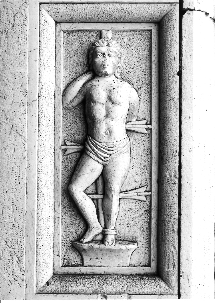 San Sebastiano (rilievo, elemento d'insieme) di Giovan Battista da Bissone (e aiuti) (sec. XVI)
