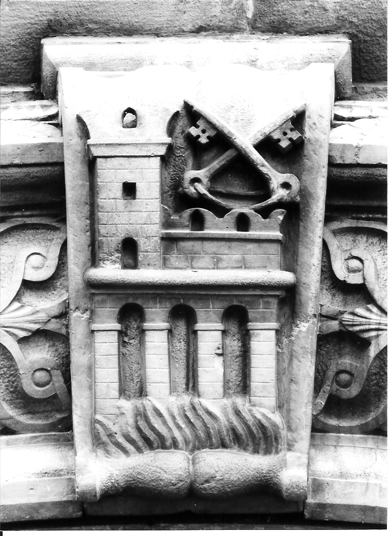 stemma comunale (rilievo, elemento d'insieme) di Giovan Battista da Bissone (e aiuti) (sec. XVI)