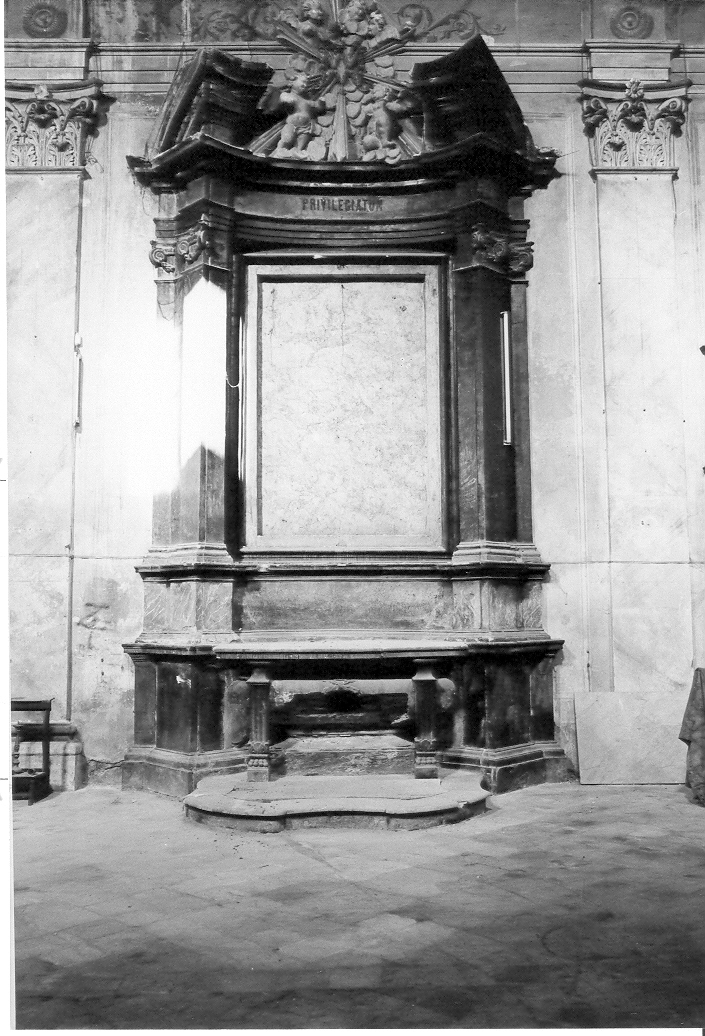 altare - a edicola di Giosafatti Giuseppe (sec. XVIII)