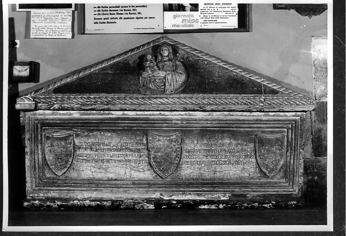 monumento funebre - bottega marchigiana (sec. XIV)