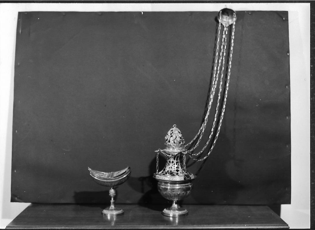 navicella portaincenso - a doppia valva, pendant - bottega marchigiana (fine/inizio secc. XVIII/ XIX)