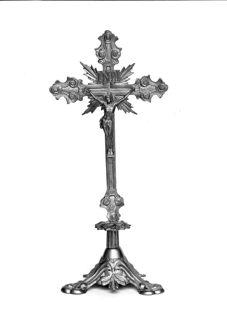 croce d'altare - bottega marchigiana (metà sec. XX)