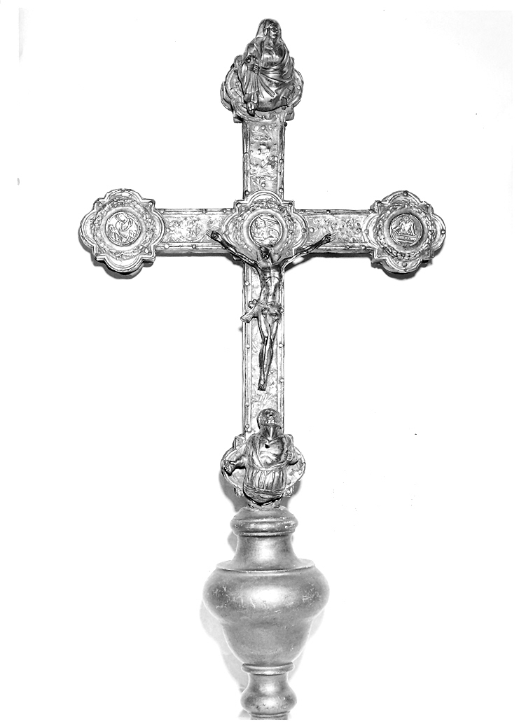 crocifissione di Cristo con la Madonna e santi (croce processionale) di Nicola da Guardiagrele (prima metà sec. XV)