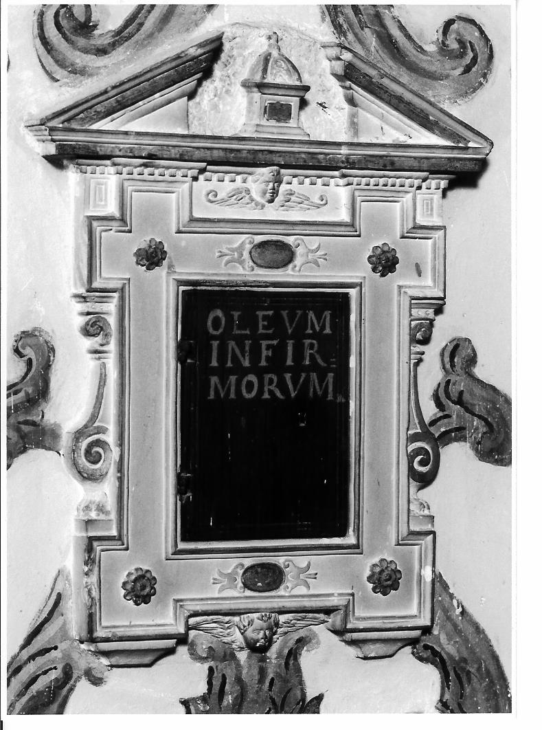 armadietto per oli santi - ambito marchigiano (prima metà sec. XVIII)