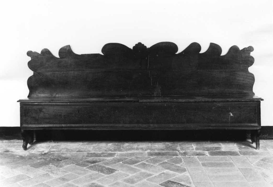 cassapanca - manifattura marchigiana (sec. XVIII)