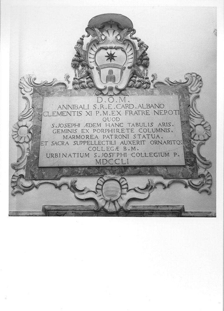 lapide commemorativa - bottega marchigiana (sec. XVIII)