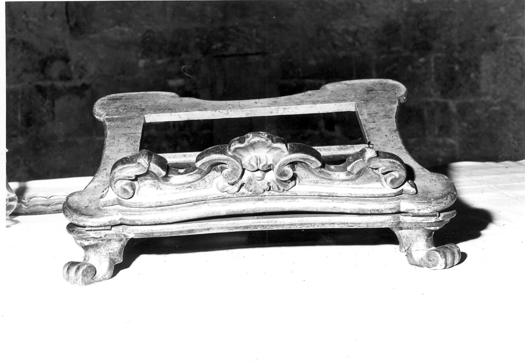 leggio - bottega italiana (fine/inizio secc. XVII/ XVIII)