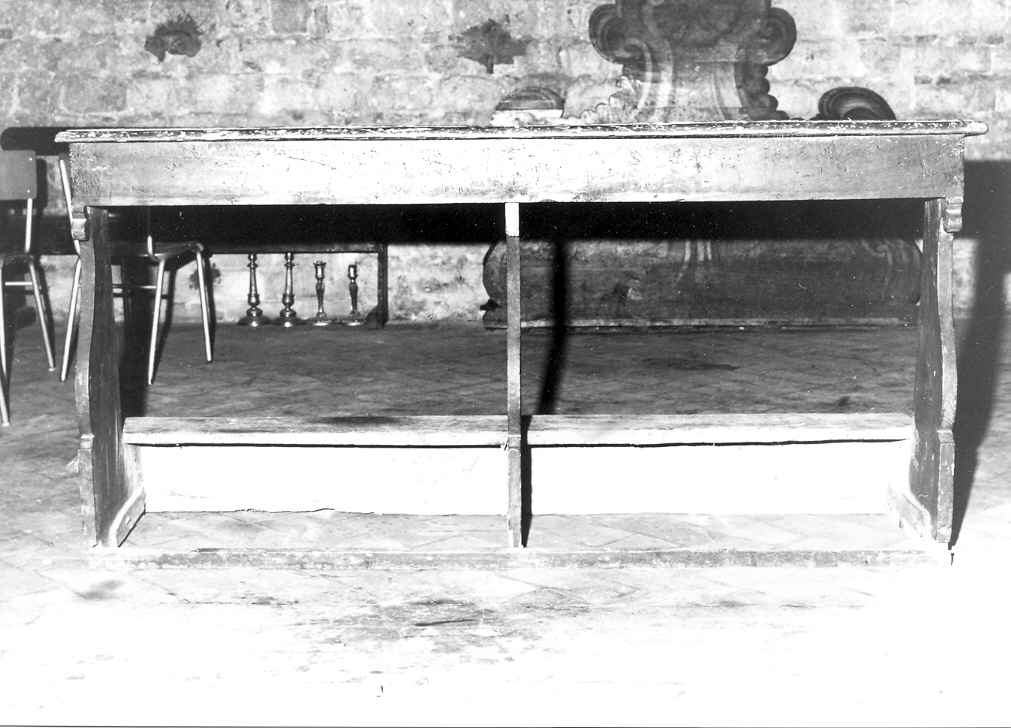 inginocchiatoio, coppia - bottega marchigiana (fine/inizio secc. XVII/ XVIII)