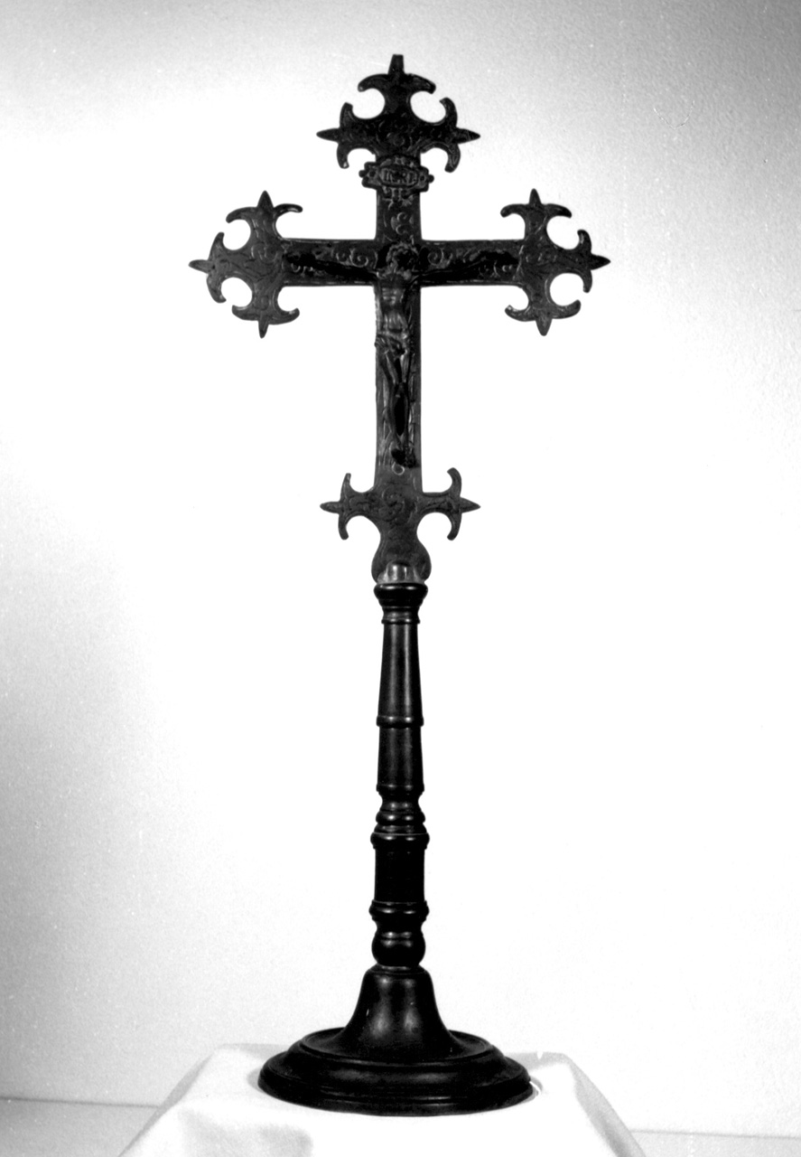 croce da tavolo - bottega marchigiana (sec. XVII)