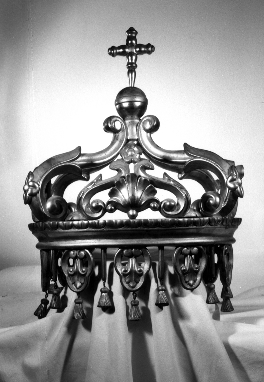 corona, elemento d'insieme - bottega marchigiana (sec. XIX)