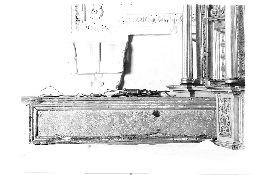 gradino d'altare, coppia - bottega marchigiana (fine/inizio secc. XVI/ XVII)