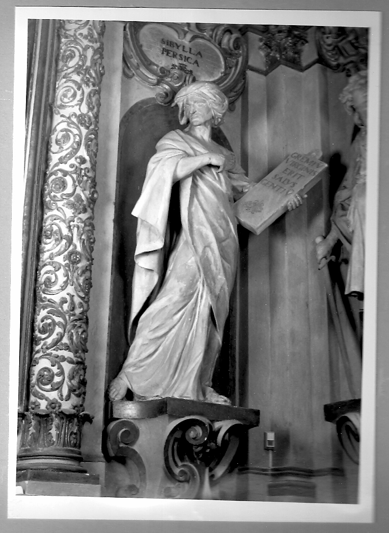 Sibilla Persica (scultura) di Amantini Tommaso (sec. XVII)