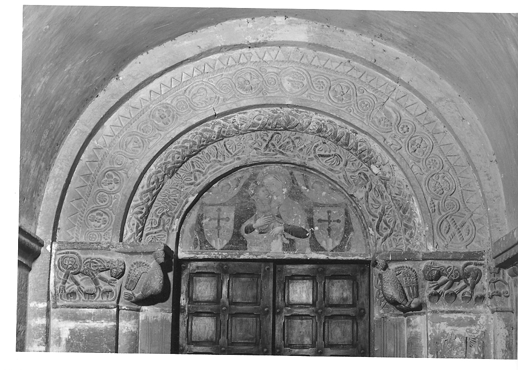 girali, intrecci, fogliame, animali simbolici (rilievo, complesso decorativo) - ambito marchigiano (fine/inizio secc. XI/ XII)