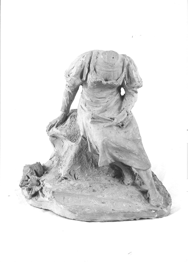 figura femminile con ventaglio (scultura) di Michieli Giuseppe (inizio sec. XX)
