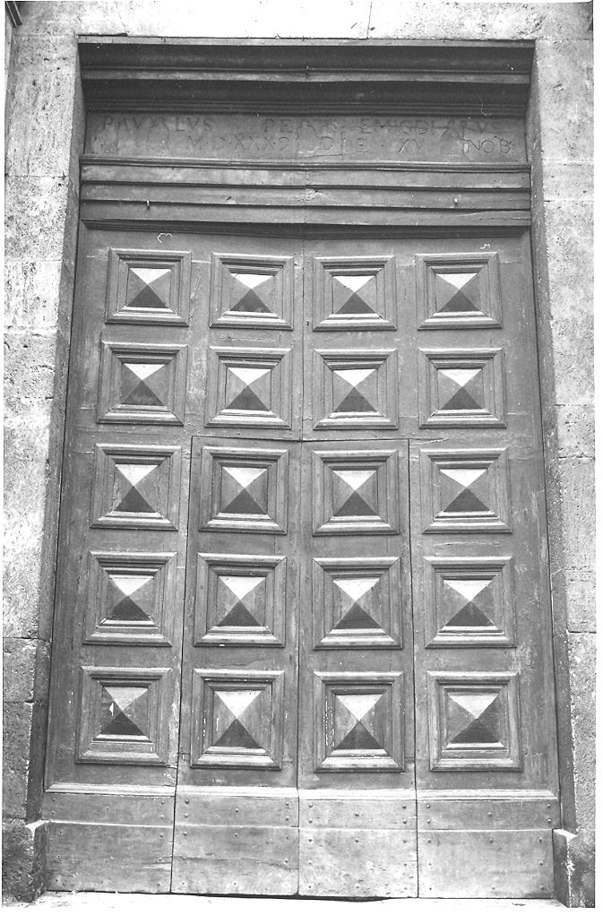 portale - bottega marchigiana (sec. XVI)