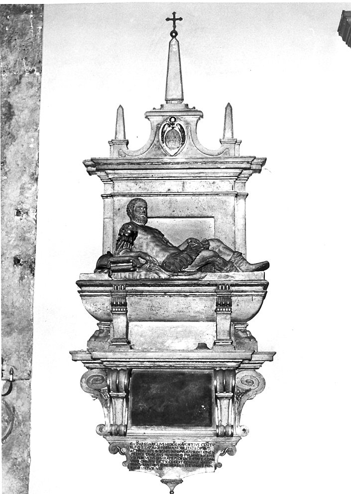monumento funebre - bottega marchigiana (sec. XVI)