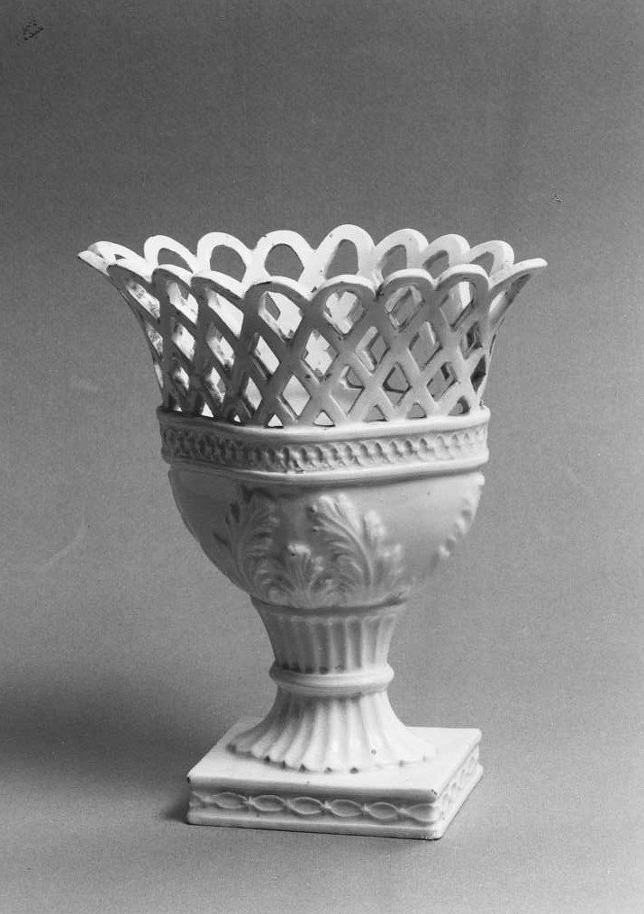 vaso da fiori - manifattura bassanese (inizio sec. XIX)