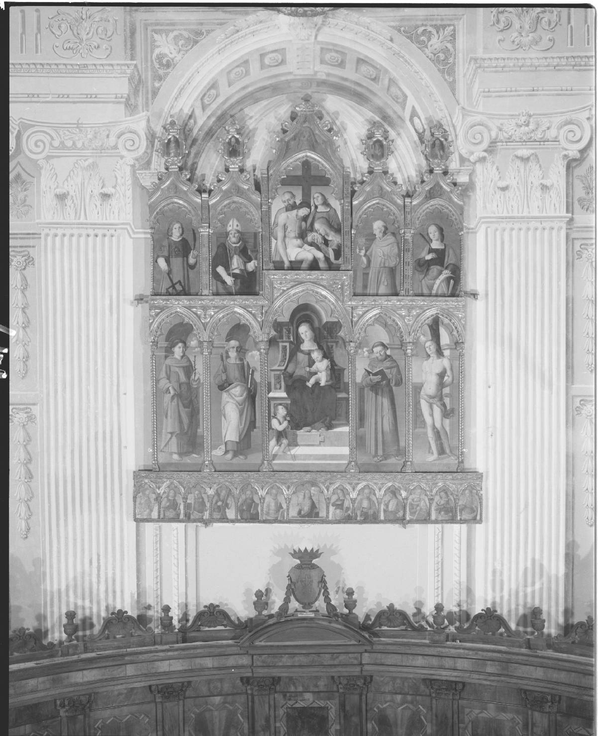 Madonna con Bambino e Santi (polittico) di Presutti Giuliano detto Giuliano da Fano (sec. XVI)
