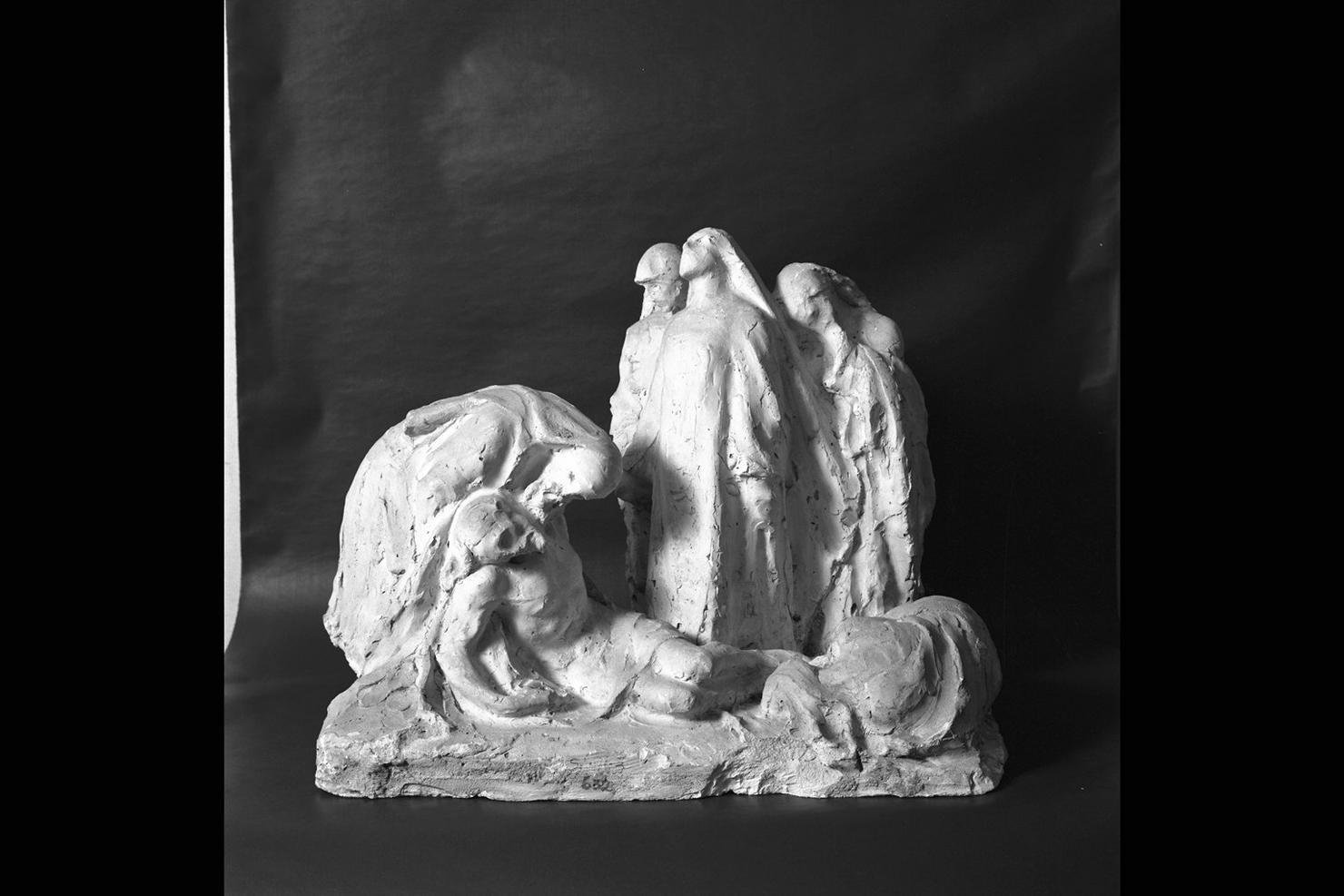 Cristo deposto dalla croce (gruppo scultoreo) di De Angelis Giuseppe (sec. XX)