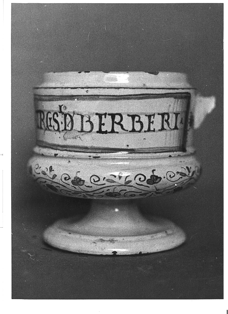 vasetto - bottega urbinate (sec. XVI)