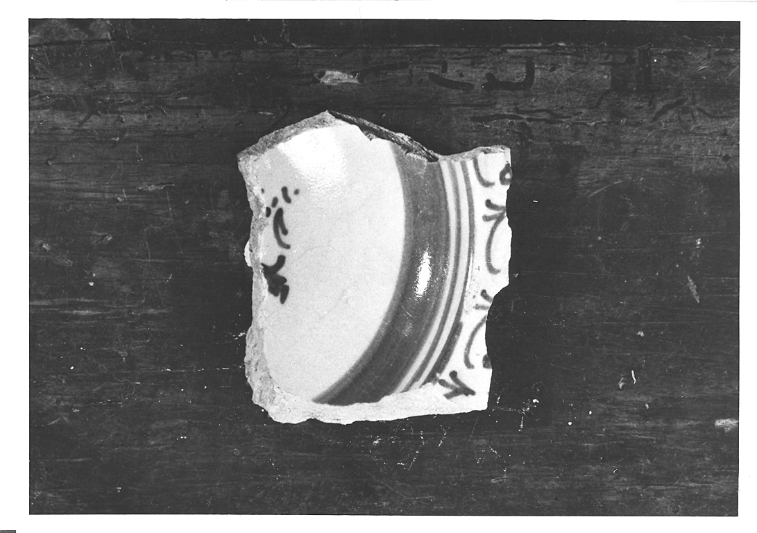 piatto, frammento - bottega derutese (prima metà sec. XVI)