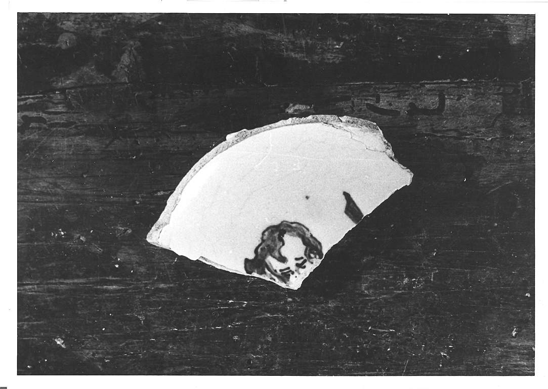 piatto, frammento - bottega derutese (prima metà sec. XVI)