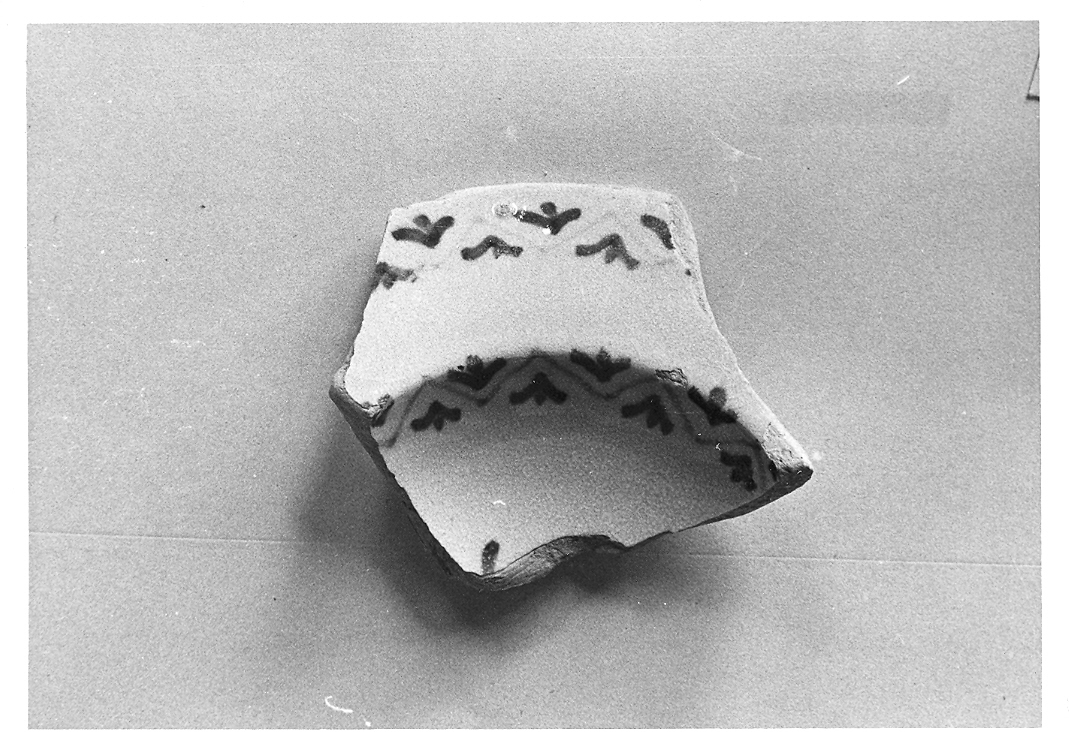 piatto, frammento - bottega derutese (prima metà sec. XVI)