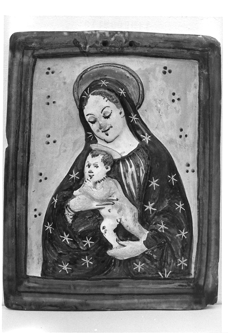 Madonna con Bambino (mattonella) - bottega urbinate (seconda metà sec. XVI)