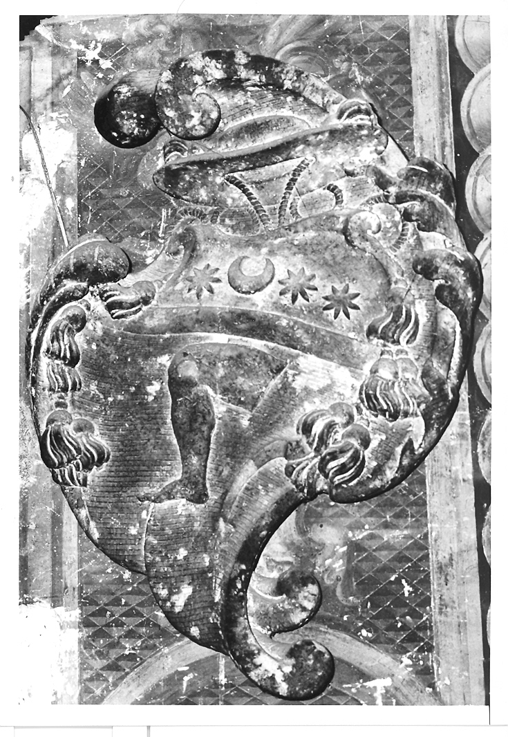 stemma vescovile (rilievo) - bottega marchigiana (sec. XVIII)