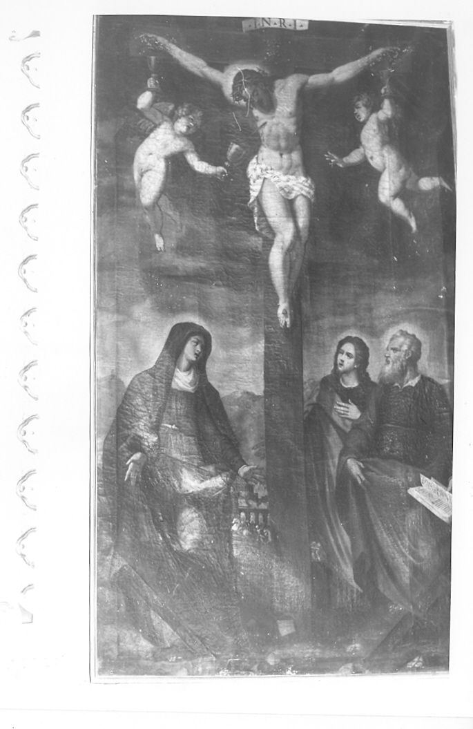 Crocifissione con Madonna, San Giovanni Evangelista e San Marco (dipinto) di Gaia Pietro (attribuito) (sec. XVI)