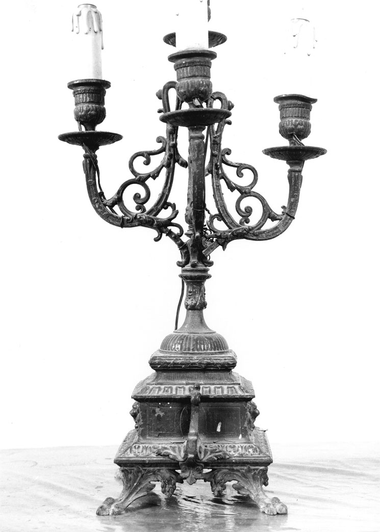 candelabro, coppia - bottega italiana (prima metà sec. XIX, sec. XX)