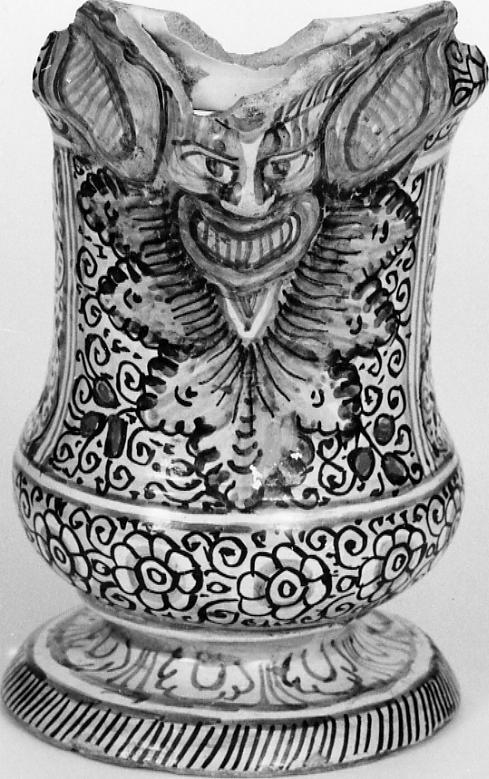 brocca - bottega di Castelli (sec. XVII)