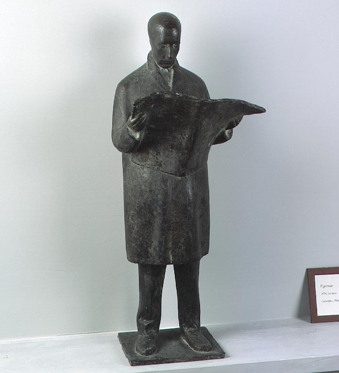Il Giornale, figura maschile con giornale (statua) di Bartoccini Bruno (sec. XX)
