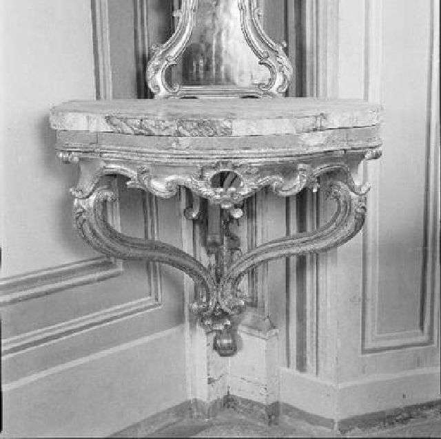 mensola - angolare - bottega italiana (seconda metà sec. XVIII)