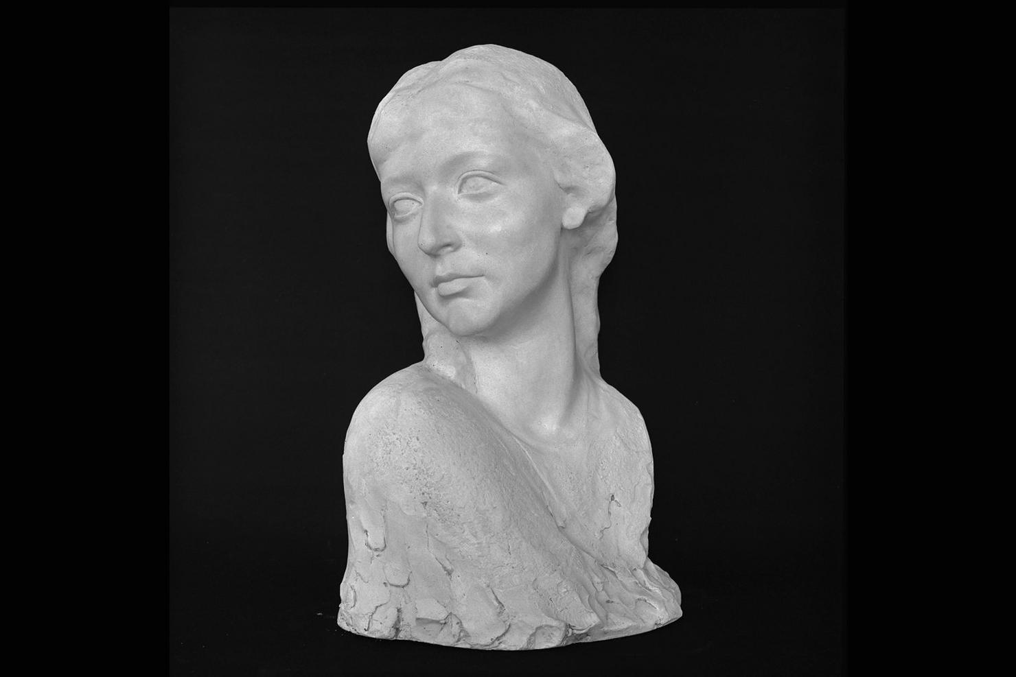 busto femminile (scultura) di Gera Uno (sec. XX)