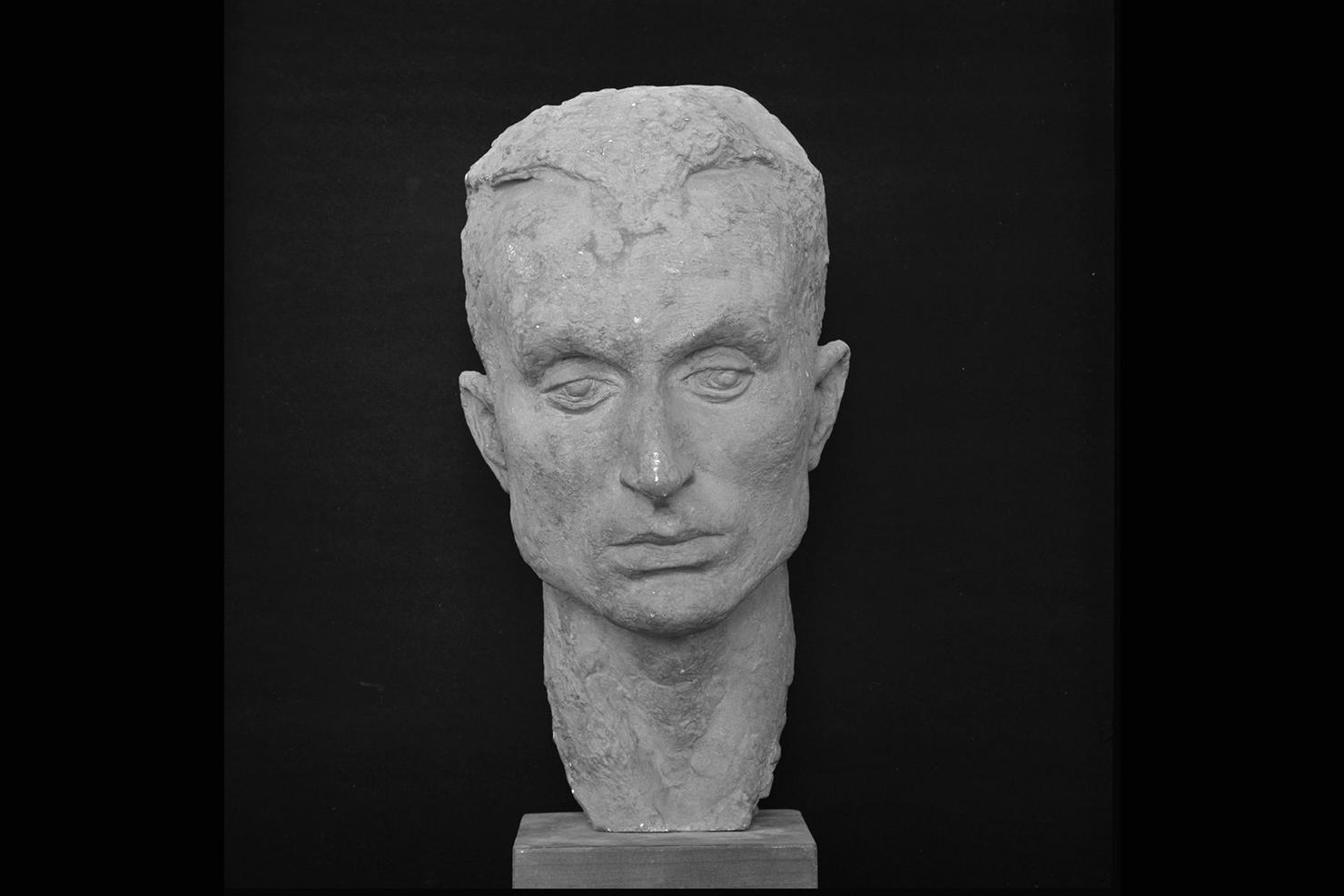 testa maschile (scultura) di Gera Uno (sec. XX)