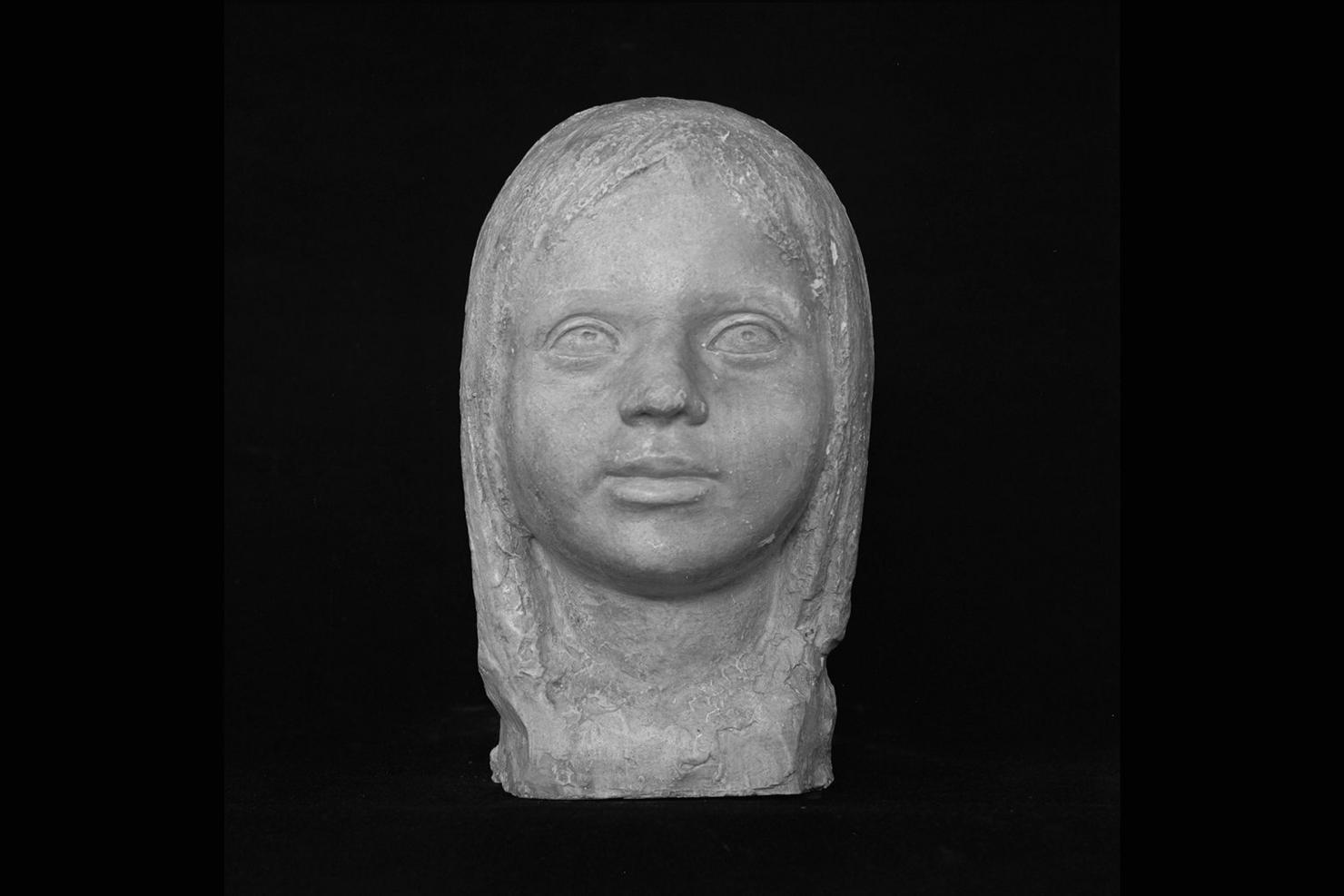 testa di fanciulla (scultura) di Gera Uno (sec. XX)